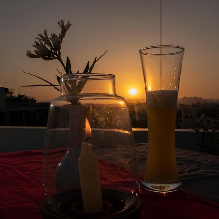 Dera Pichola- A Lake Facing Boutique Hotel Udaipur Exterior foto