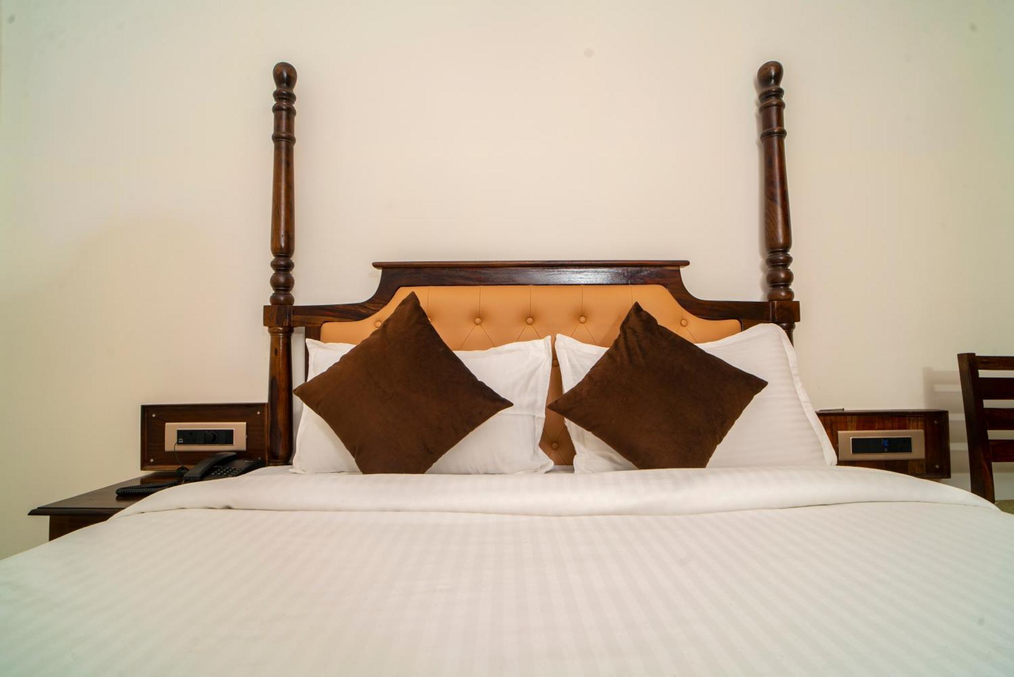 Dera Pichola- A Lake Facing Boutique Hotel Udaipur Exterior foto